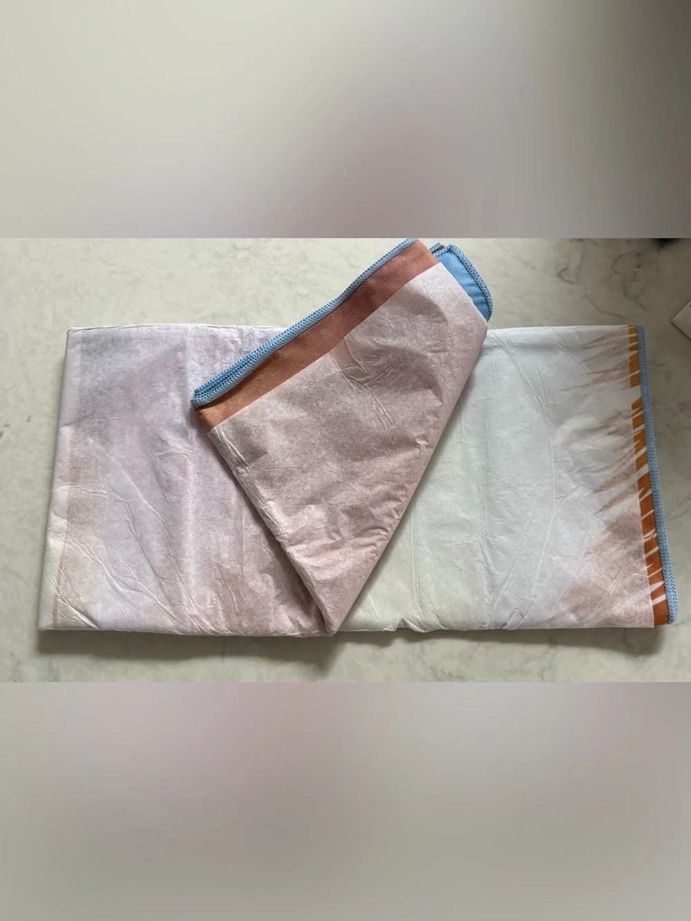 RHB Hawaii Microfiber Beach Towel with  Drawstring Pouch - NWT